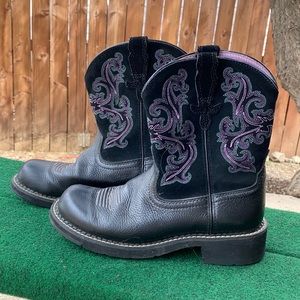 8.5 Ariat Fatbaby boots